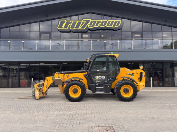 TRU2031 - JAN 2022, JCB 540 - 140 TELEHANDLER