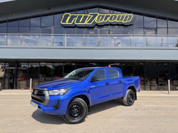 2022 '22 TOYOTA HILUX 2.4 D-4D ACTIVE DOUBLE CAB PICKUP 4DR DIESEL MANUAL 4WD EURO 6 (150 PS)