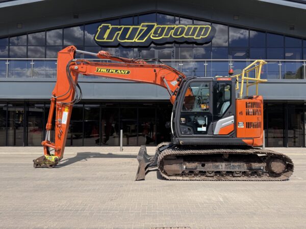 TRU1993 - NOV 2021, HITACHI ZX135 USBL-7 EXCAVATOR **WITH BLADE**
