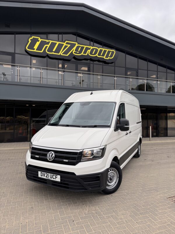 2021 '21 VOLKSWAGEN CRAFTER 2.0 TDI CR35 TRENDLINE PANEL VAN 5DR DIESEL MANUAL FWD MWB EURO 6 (140 PS)