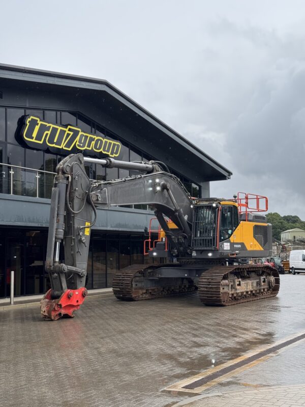 TRU2640 - NEW TO TRU MARCH 2023, VOLVO EC550EL EXCAVATOR **1,880 HOURS ONLY**