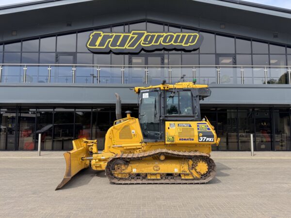 TRU1843 - 2021, KOMATSU D37 PXI-24 DOZER