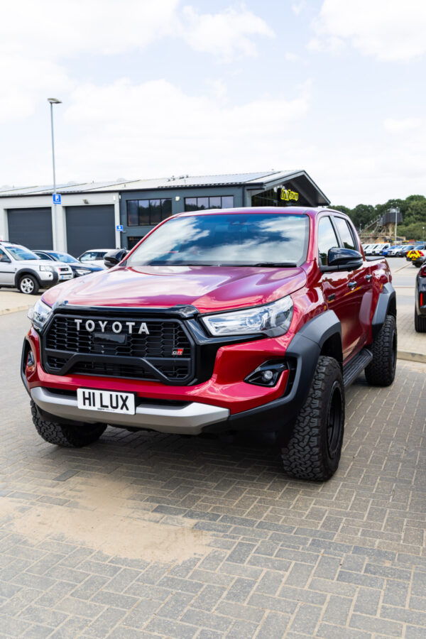 Toyota Hilux Invincible GR