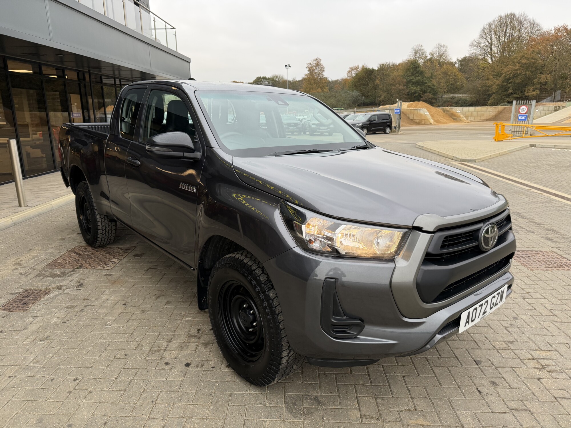2022 '72 TOYOTA HILUX 2.4 D-4D ACTIVE EXTRA PICKUP EXTENDED CAB 4DR DIESEL MANUAL 4WD EURO 6 (150 PS) - Image 8