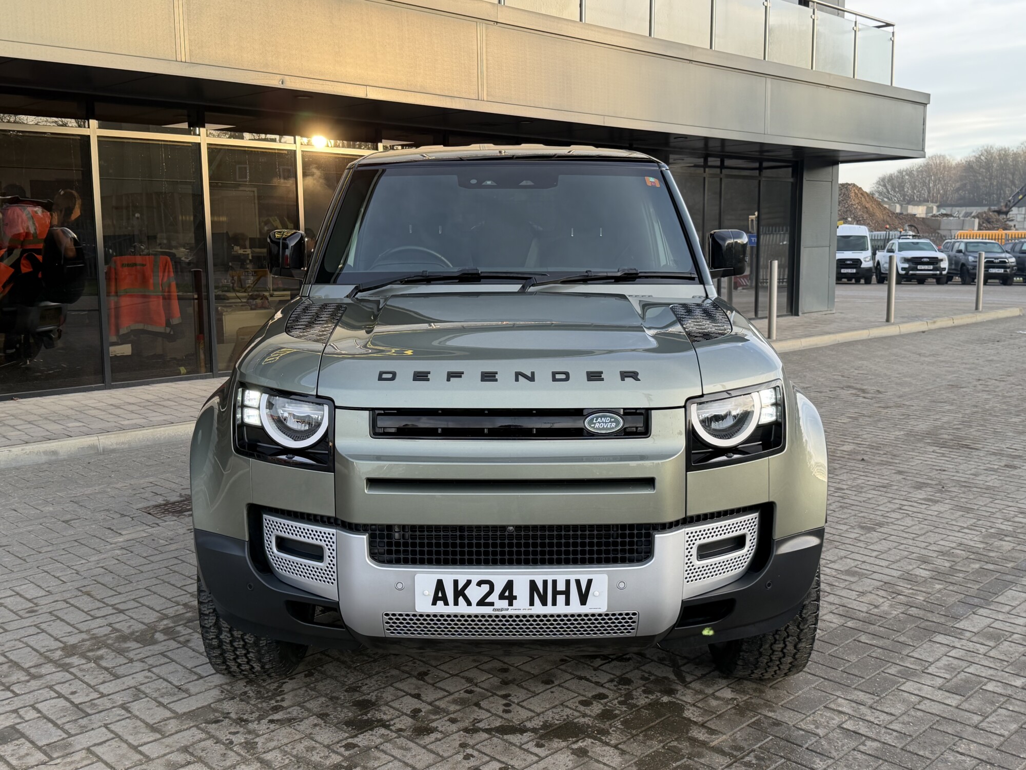 2024 '24 LAND ROVER DEFENDER 90 3.0 D250 MHEV HARD TOP SUV 3DR DIESEL AUTO 4WD SWB EURO 6 (225 PS) - Image 2