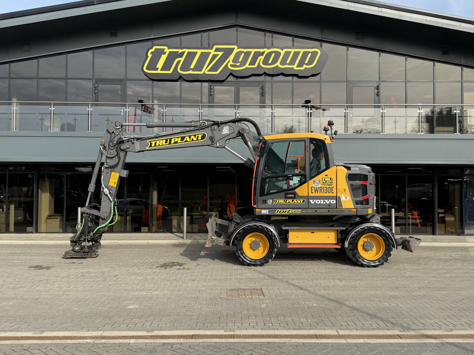 TRU2676 - 2022, VOLVO EWR130E WHEELED EXCAVATOR