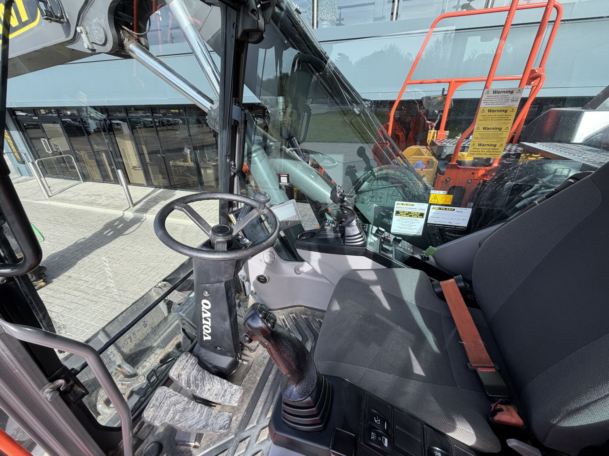 TRU2676 - 2022, VOLVO EWR130E WHEELED EXCAVATOR - Image 11