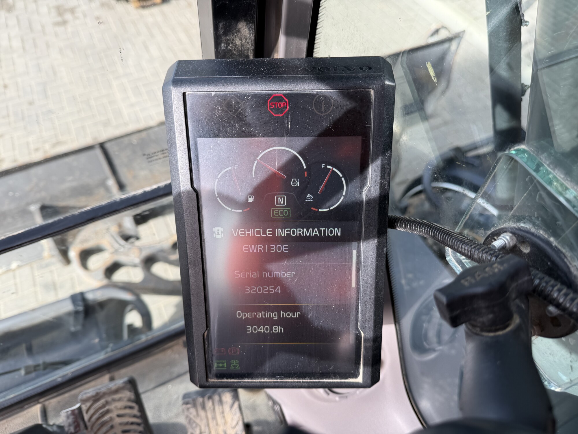 TRU2676 - 2022, VOLVO EWR130E WHEELED EXCAVATOR - Image 15