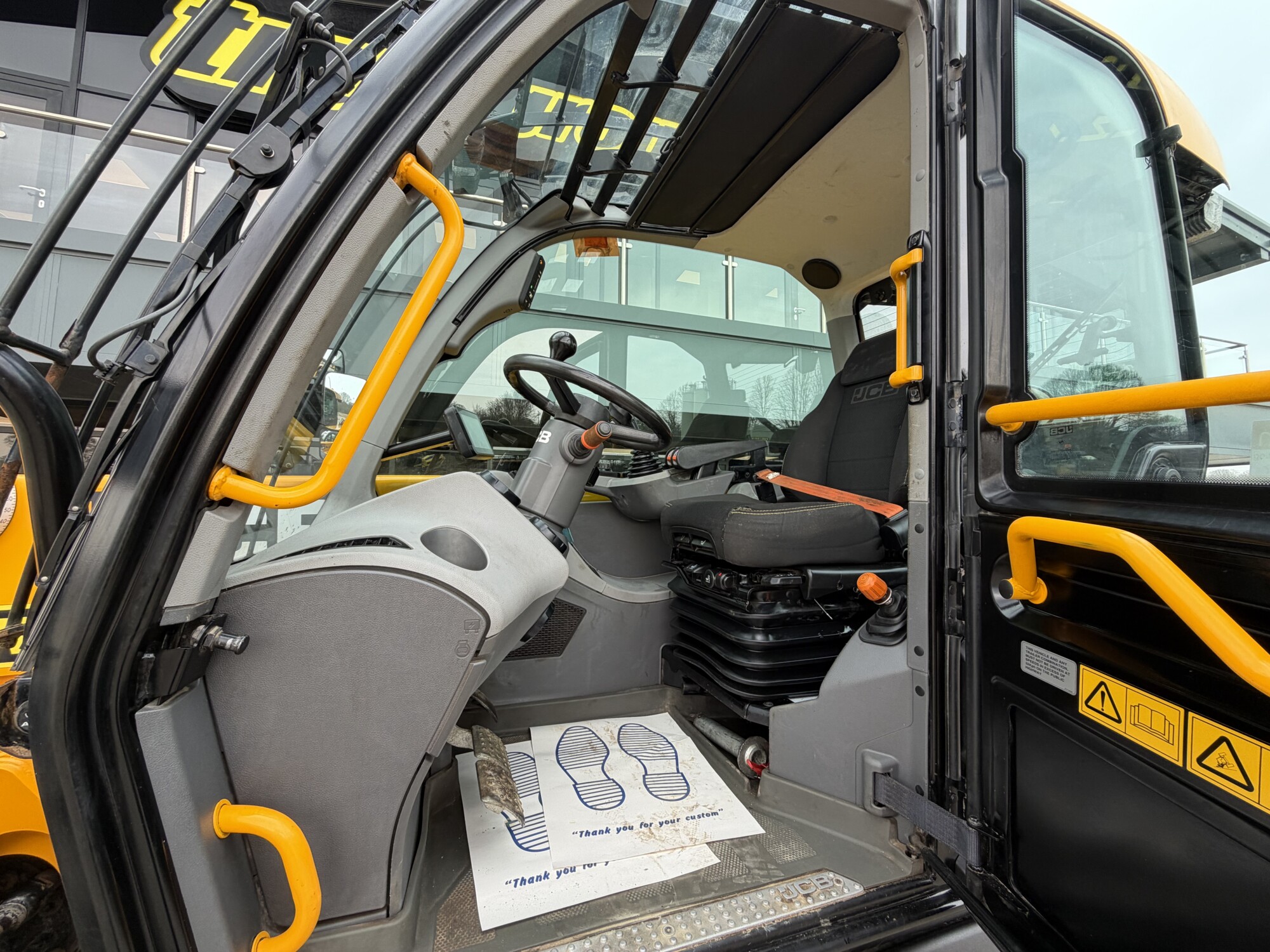 TRU2956 - 2024 - JCB 560-80 IND. WASTEMASTER *97kW ENGINE* - Image 9