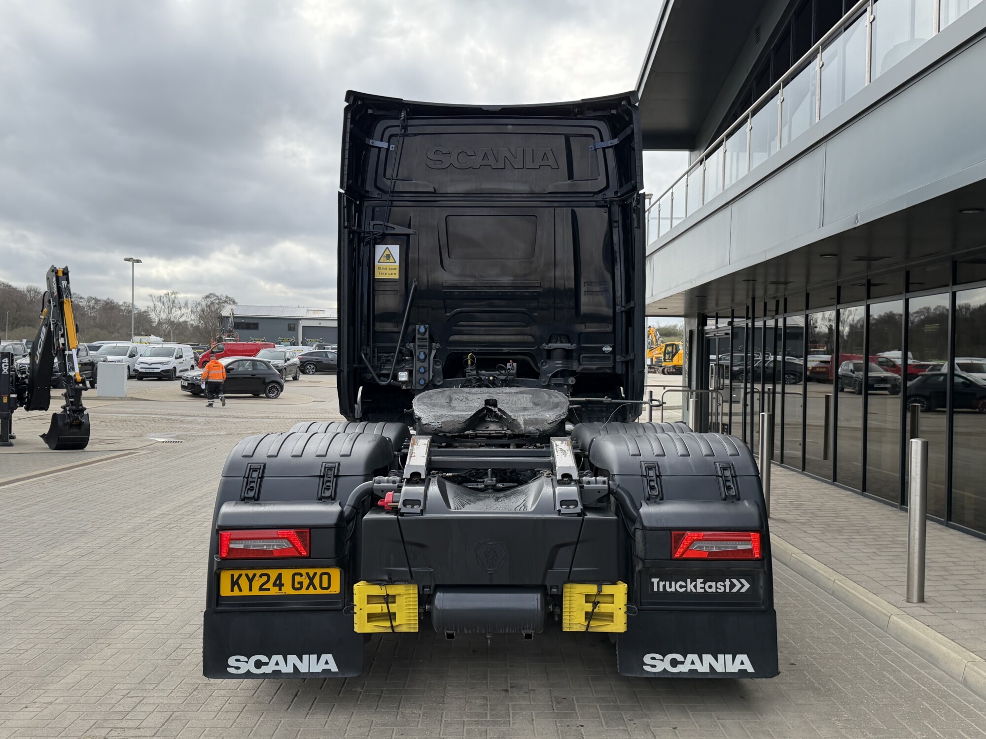 2024 '24 SCANIA XT 560 R REAR TWIN TAG EURO 6 - Image 5