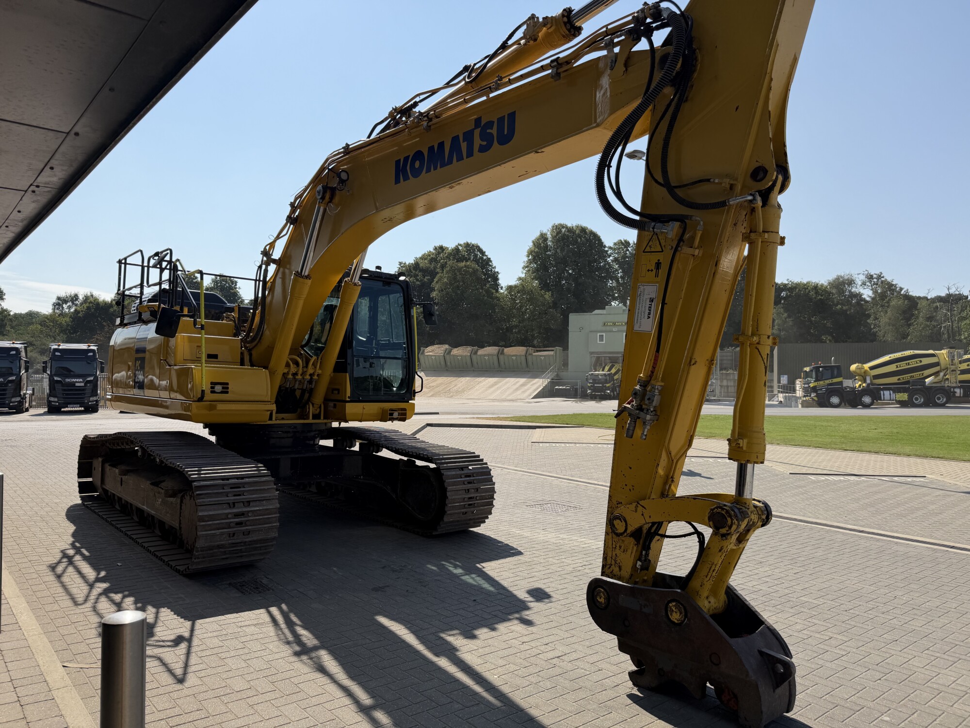 TRU2386 - 2022 KOMATSU PC290LC-11 EXCAVATOR - Image 9