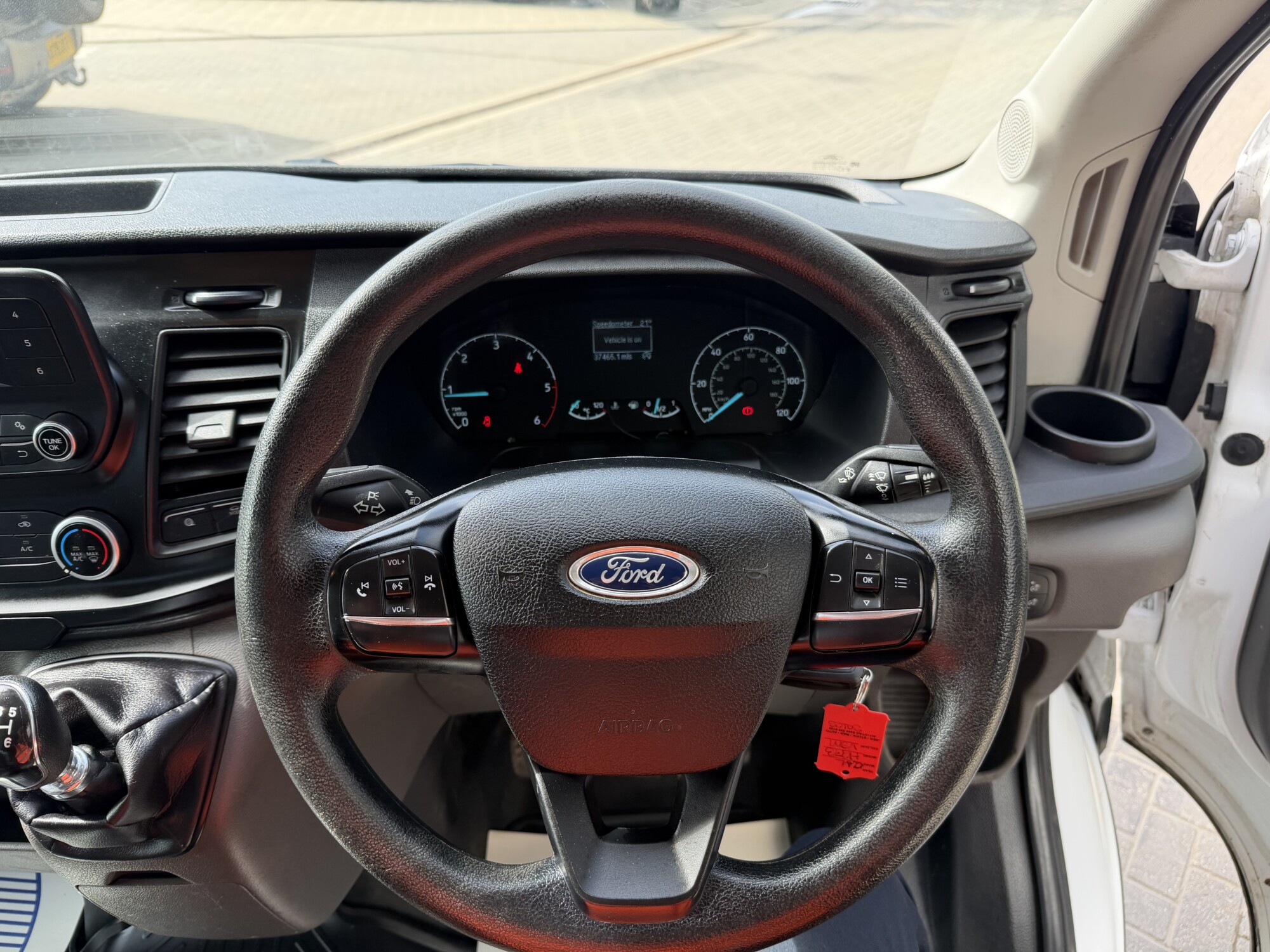 2023 '73 FORD TRANSIT 2.0 350 ECOBLUE HD LEADER CHASSIS CAB TIPPER 2DR DIESEL MANUAL RWD L2 EURO 6 (130 PS) - Image 12