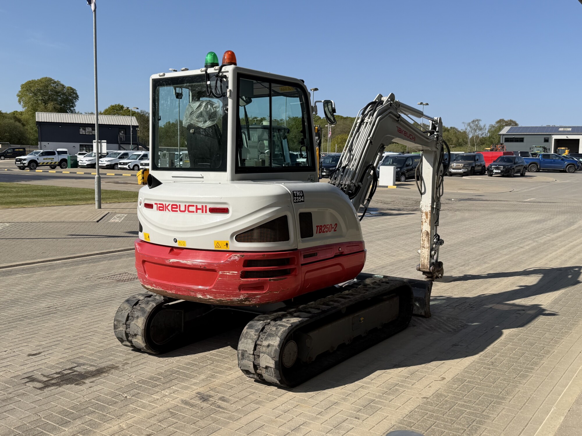 TRU2354 - 2022, TAKEUCHI TB250-2 COMPACT EXCAVATOR - Image 6