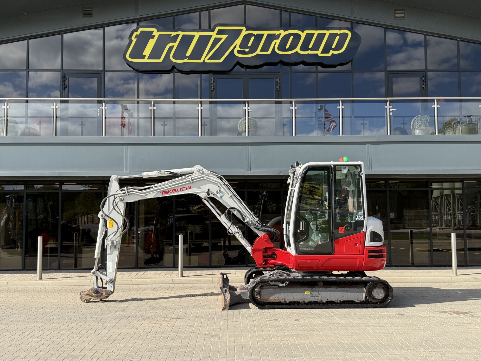 TRU2354 - 2022, TAKEUCHI TB250-2 COMPACT EXCAVATOR