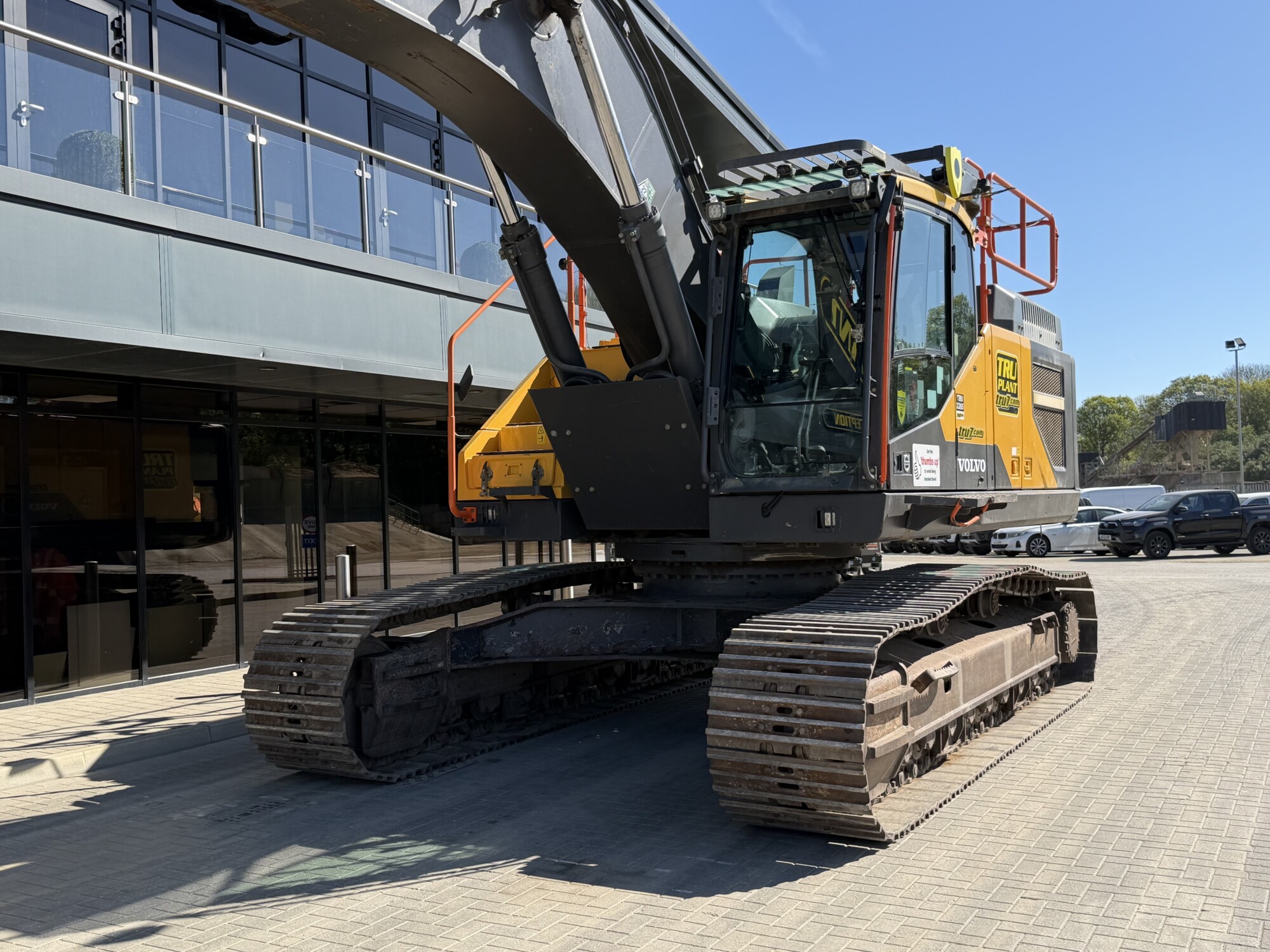 TRU2265 - 2022, VOLVO EC380 EL EXCAVATOR *W DEMO SPEC* - Image 5