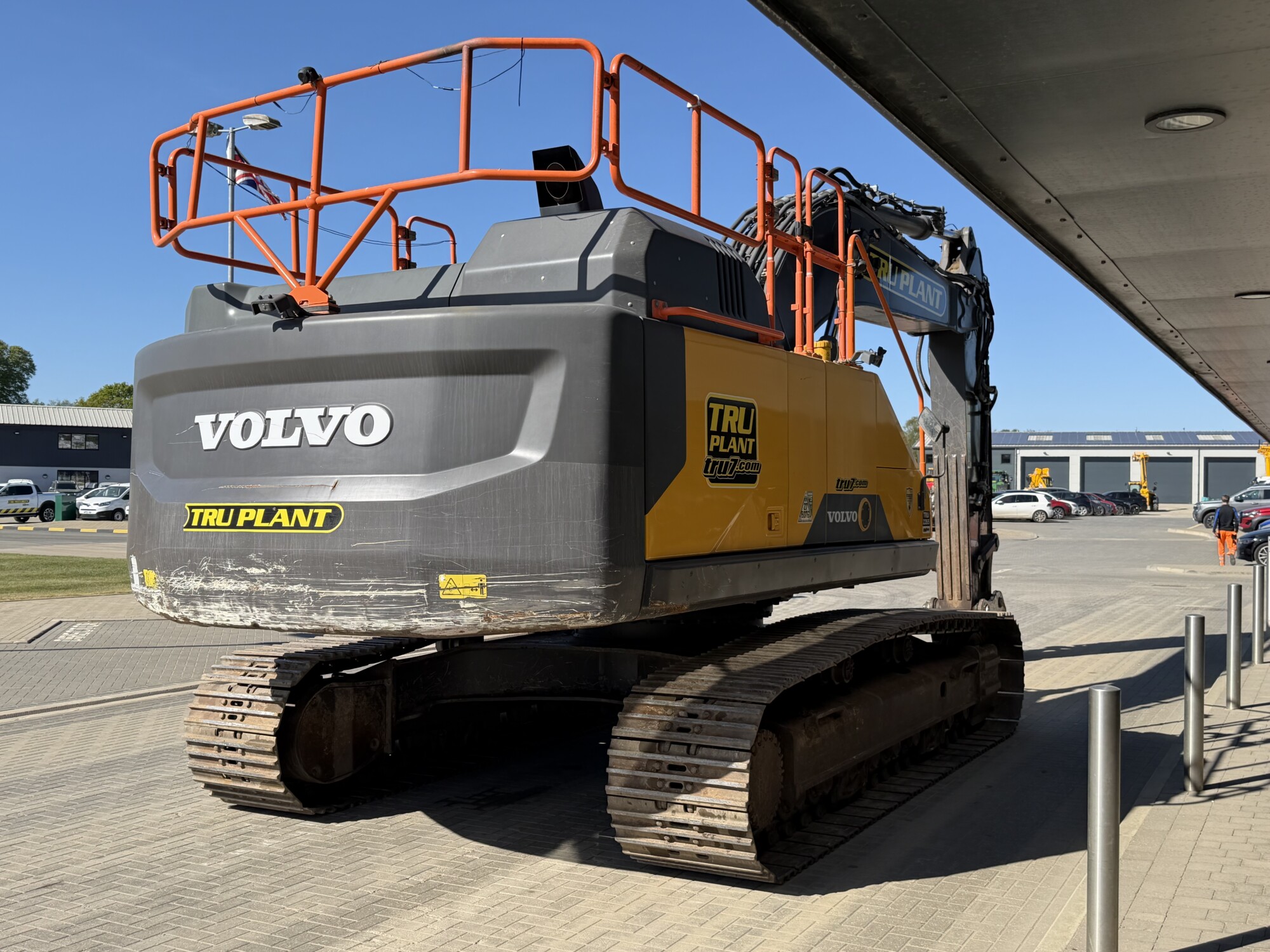 TRU2265 - 2022, VOLVO EC380 EL EXCAVATOR *W DEMO SPEC* - Image 8