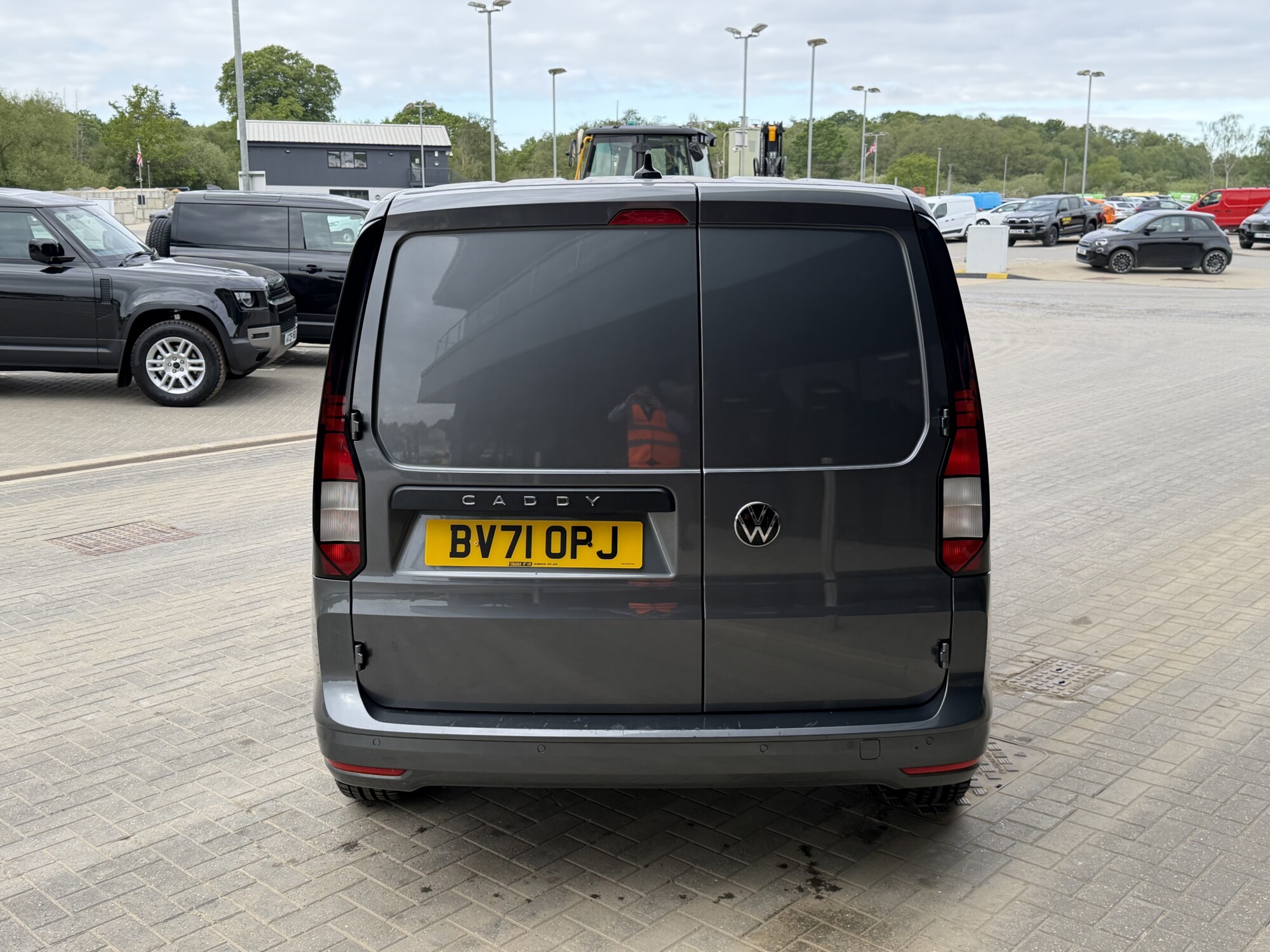 2021 '71 VOLKSWAGEN CADDY 2.0 TDI C20 COMMERCE PLUS PANEL VAN 5DR DIESEL MANUAL SWB EURO 6 (122 PS) - Image 5