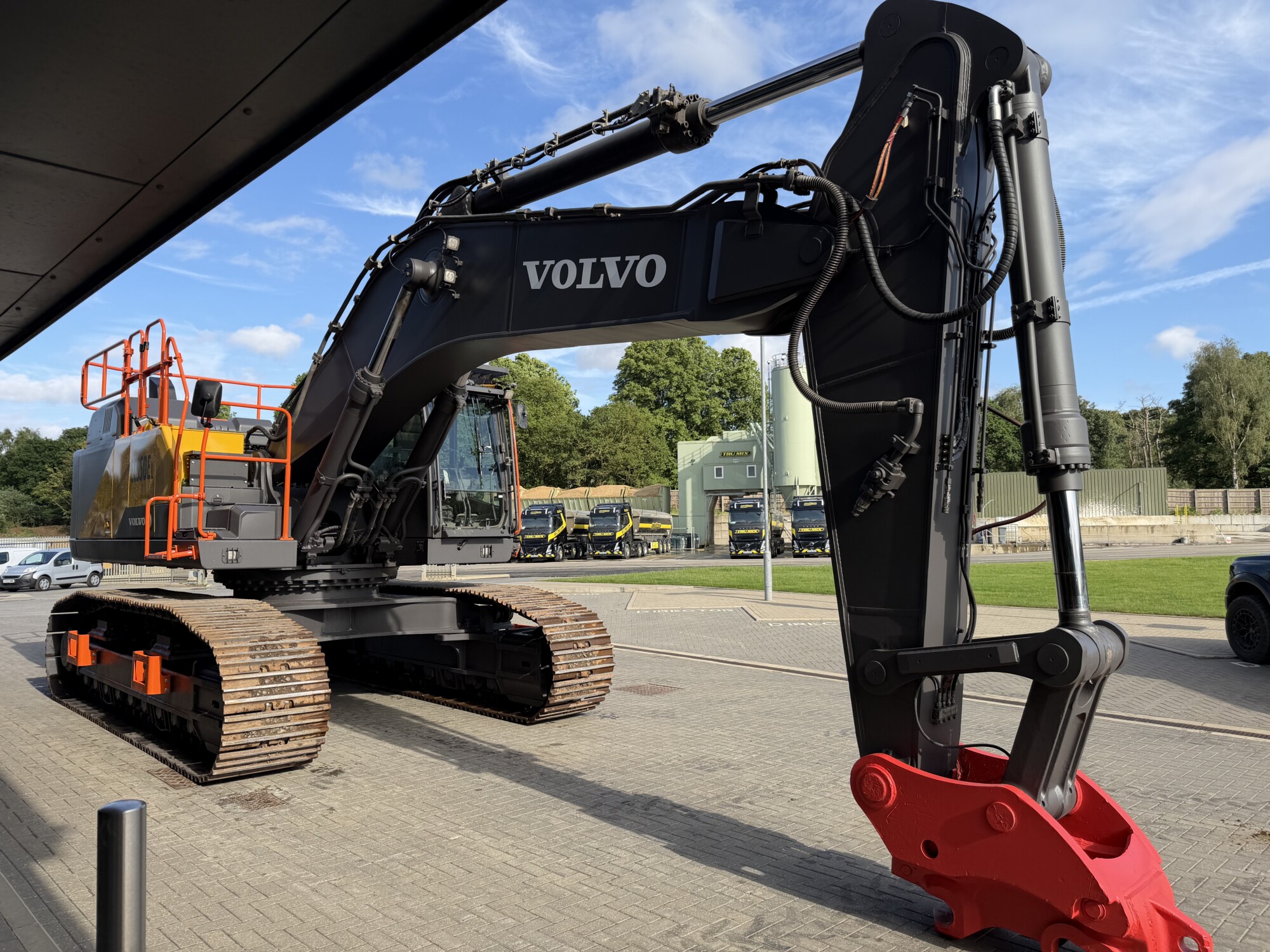 TRU2640 - 2022, VOLVO EC550EL EXCAVATOR - Image 8