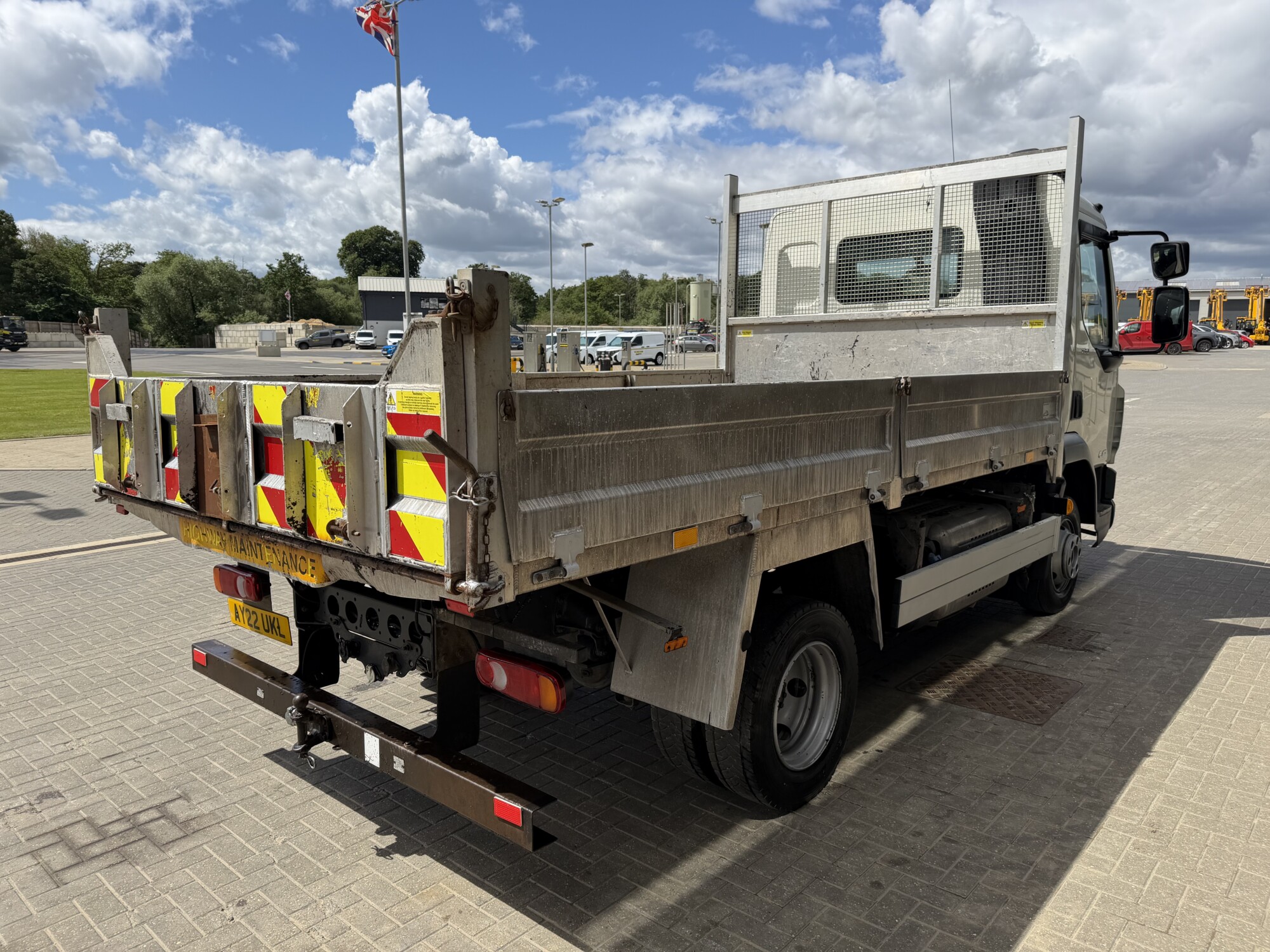 2022 '22, DAF LF 180 DAY CAB TIPPER 7,500KG - Image 7