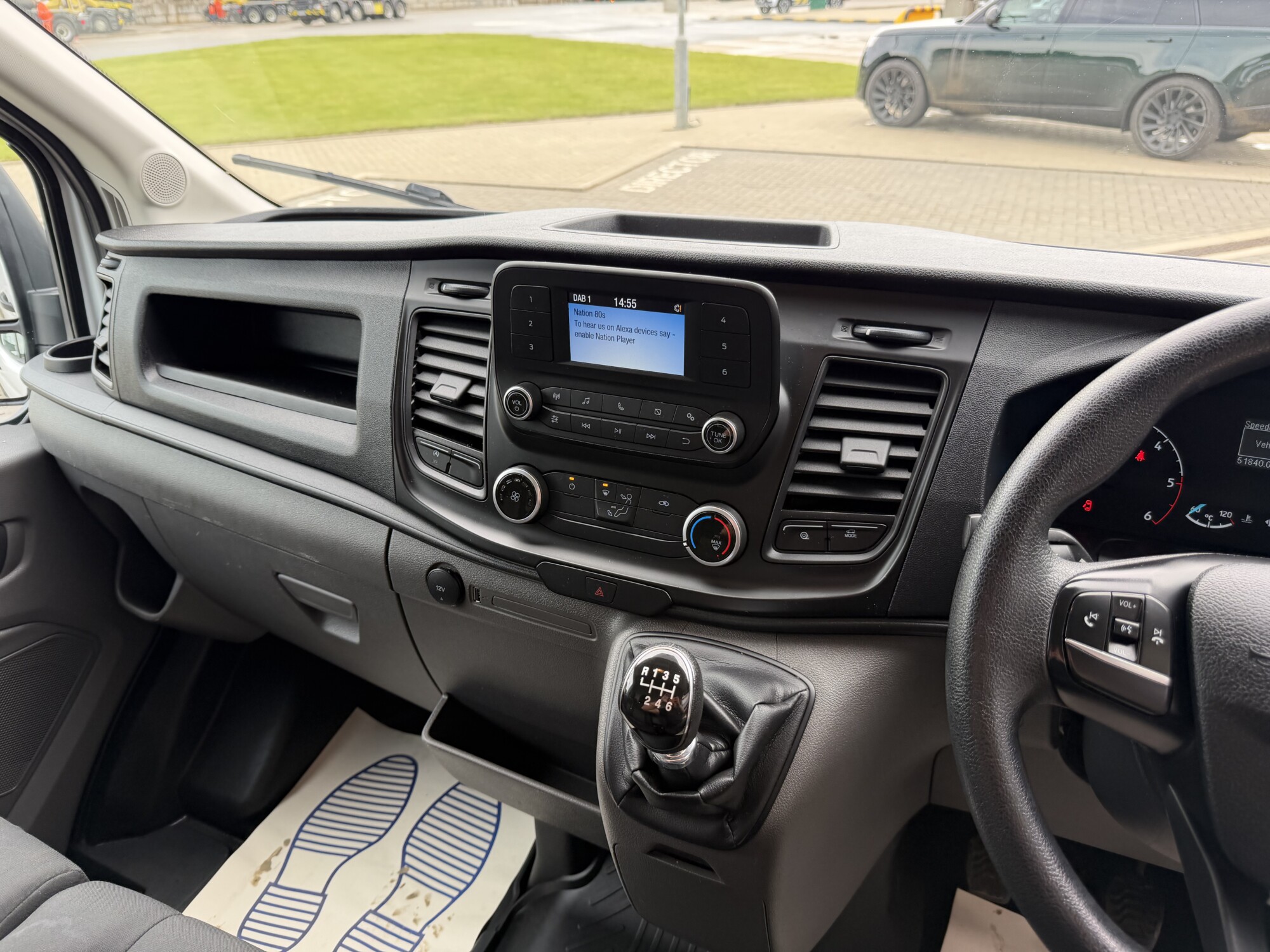 2022 '22 FORD TRANSIT 2.0 350 ECOBLUE LEADER PANEL VAN 5DR DIESEL MANUAL FWD L3 H2 EURO 6 (130 PS) - Image 11