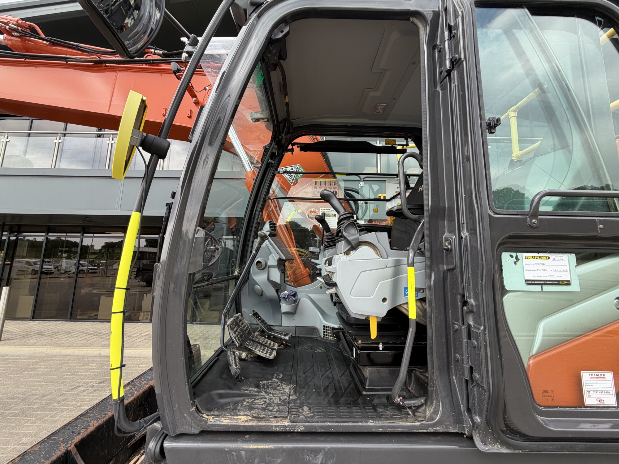 TRU2678 - APRIL 2023, HITACHI ZX135 USBL-7 EXCAVATOR - Image 9