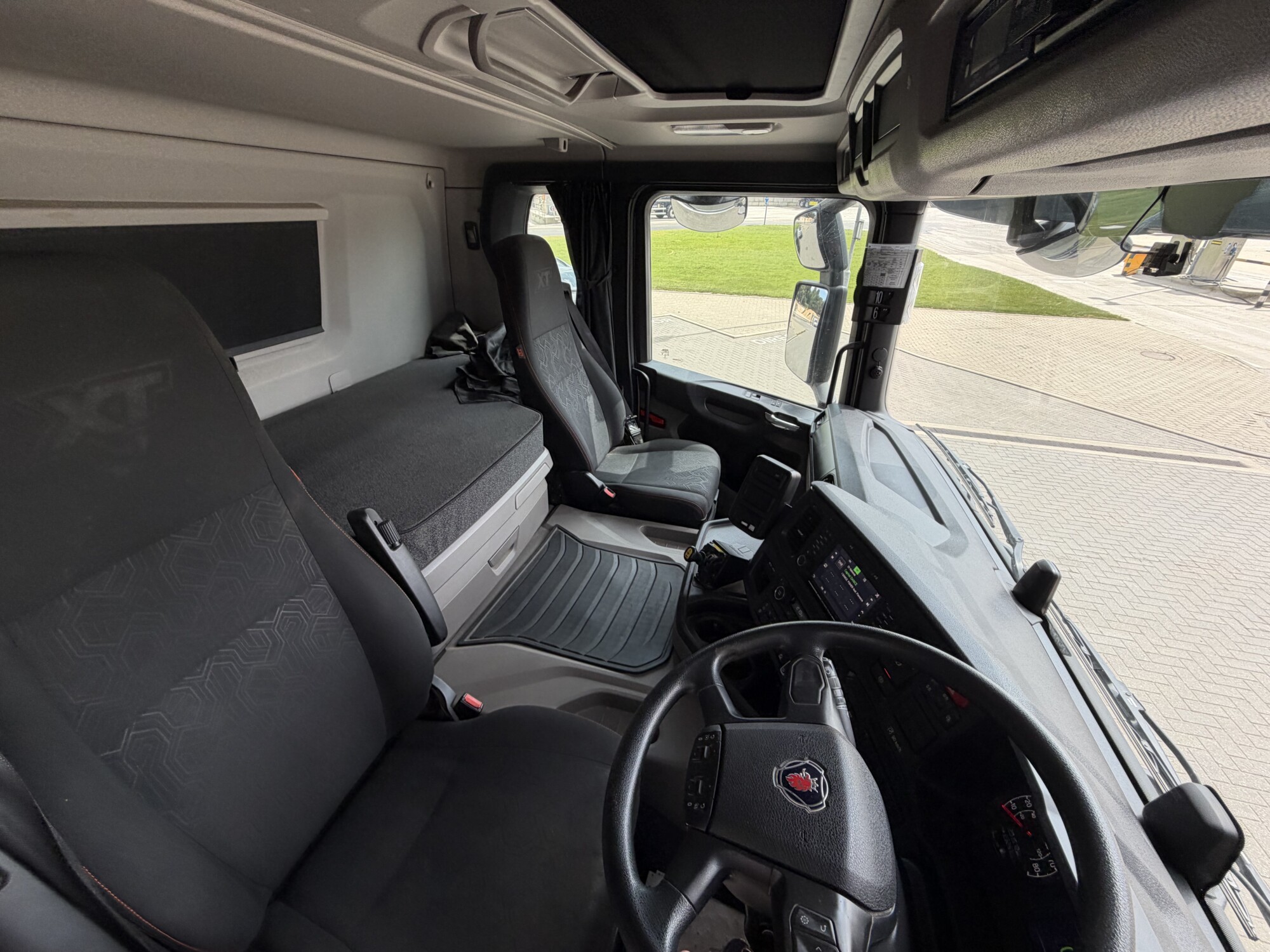 2023 '73 SCANIA 420G XT TIPPER (EX73 VYB) - Image 9