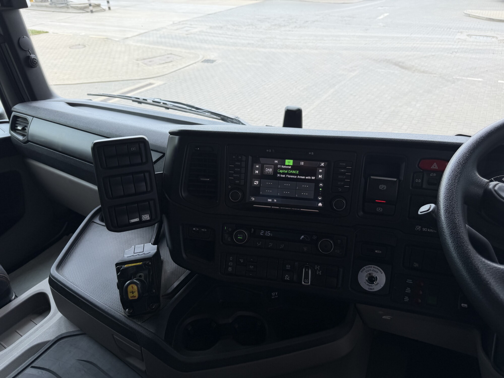 2023 '73 SCANIA 420G XT TIPPER (EX73 VYB) - Image 10