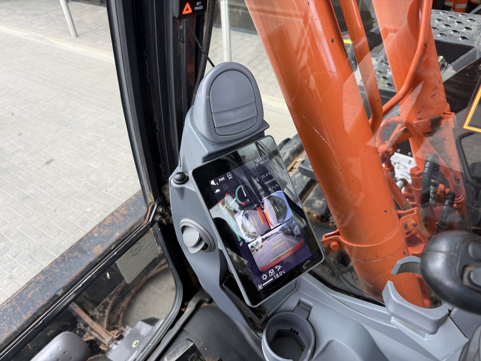 TRU2750 - JUNE 2023, HITACHI ZX135 USBL-7 EXCAVATOR **BLADE* - Image 15