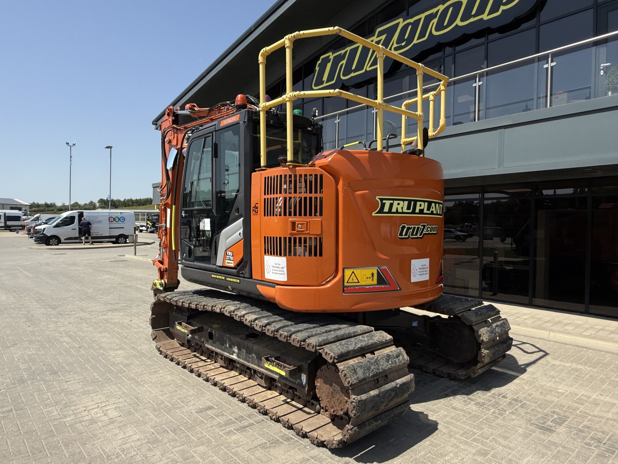 TRU2770 - JUNE 2023, HITACHI ZX135 US-7 EXCAVATOR *HEIGHT & SLEW RESTRICTOR* - Image 2