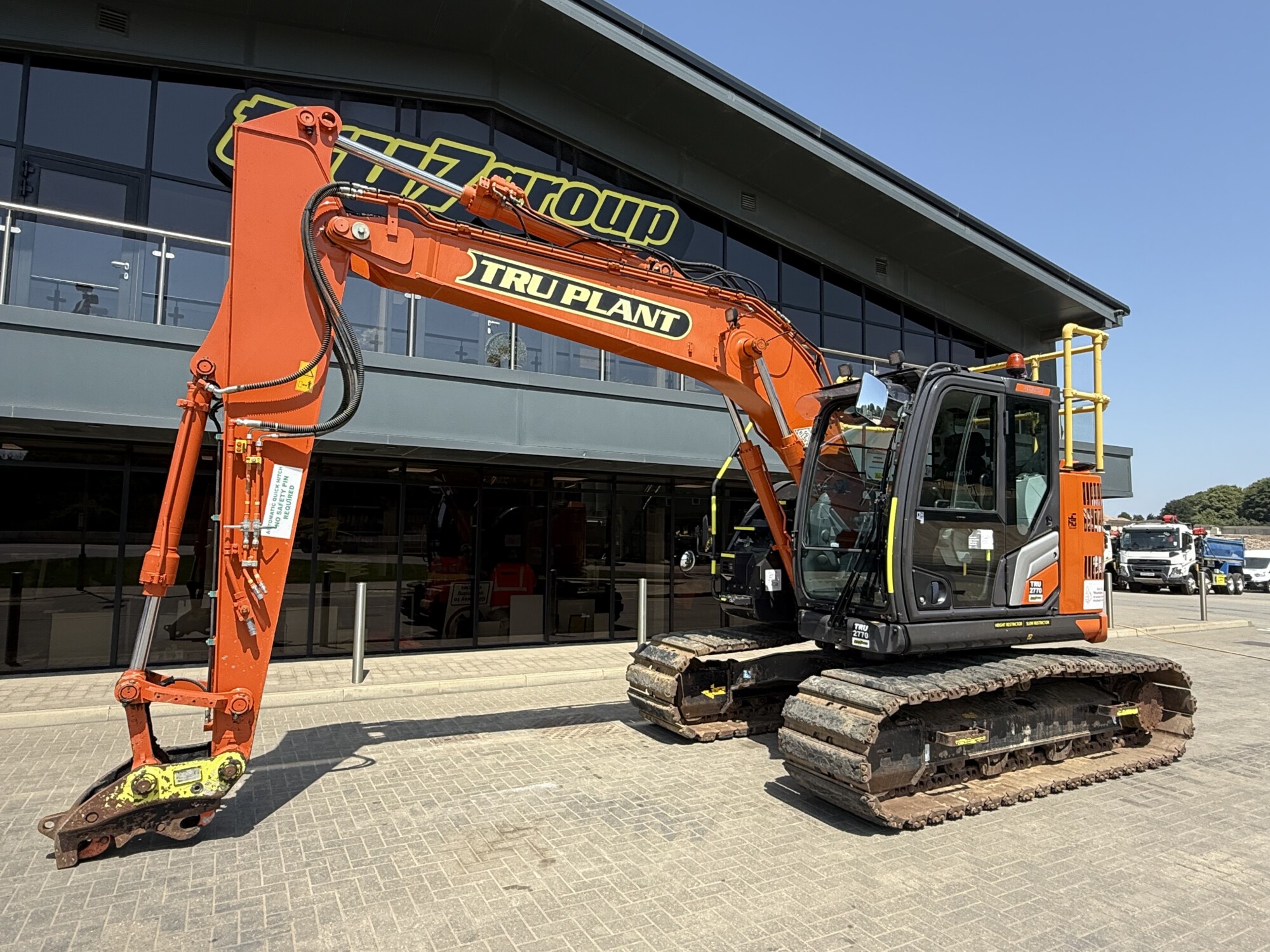 TRU2770 - JUNE 2023, HITACHI ZX135 US-7 EXCAVATOR *HEIGHT & SLEW RESTRICTOR*