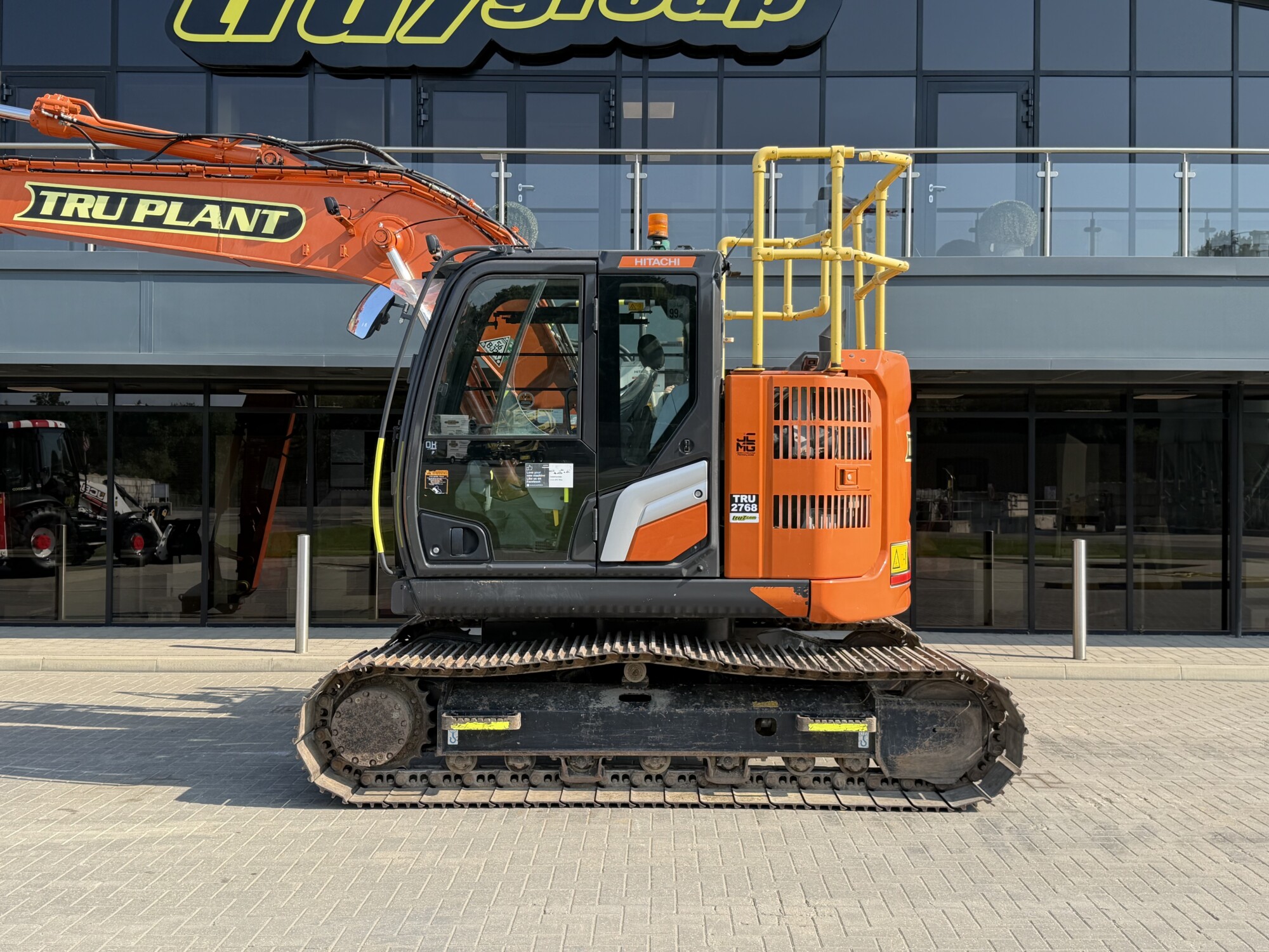 TRU2768 - JUNE 2023, HITACHI ZX135 US-7 EXCAVATOR - Image 4