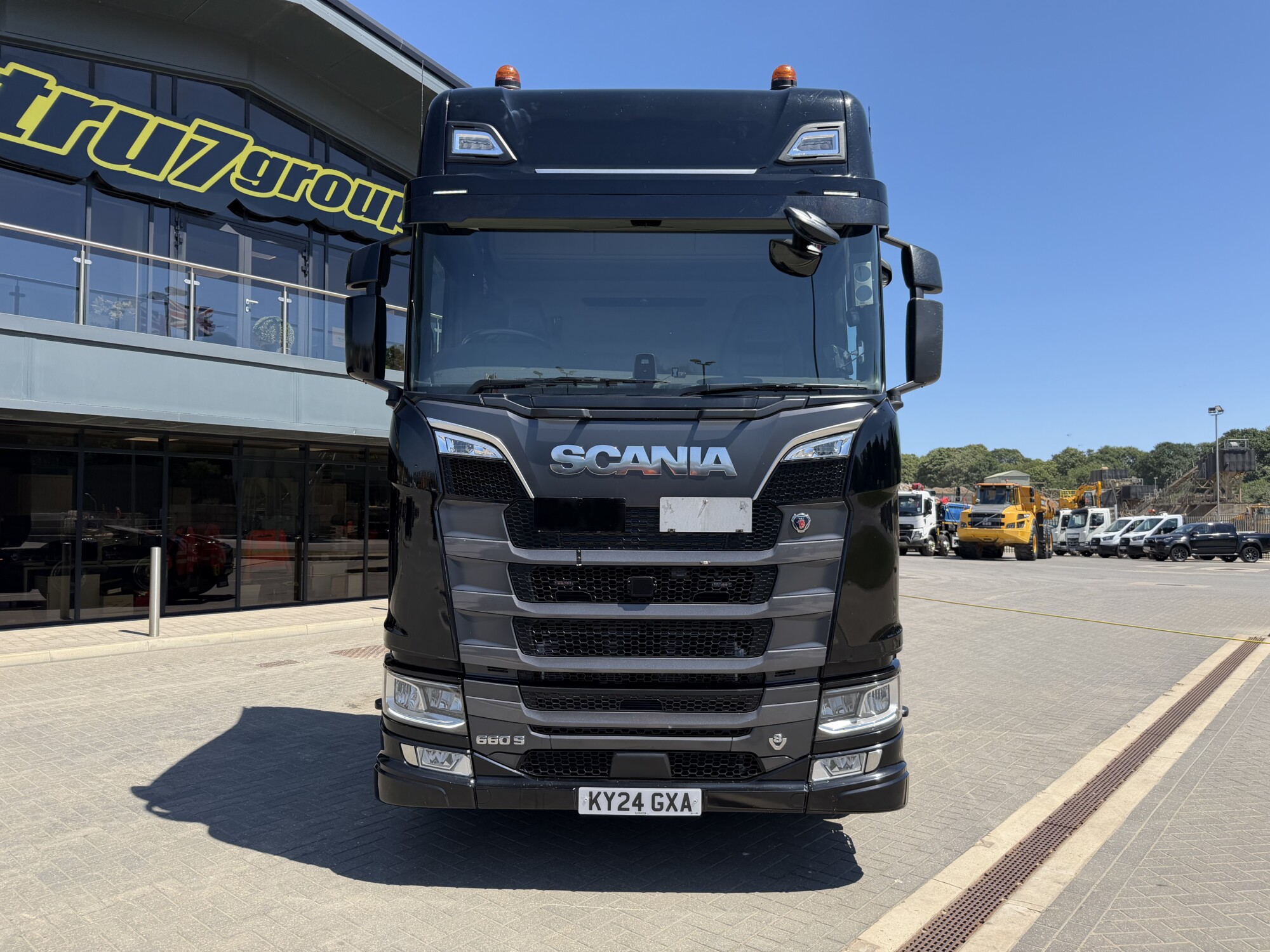 2024 '24 SCANIA 660S V8 TWIN AXLE TAG UNIT - Image 3