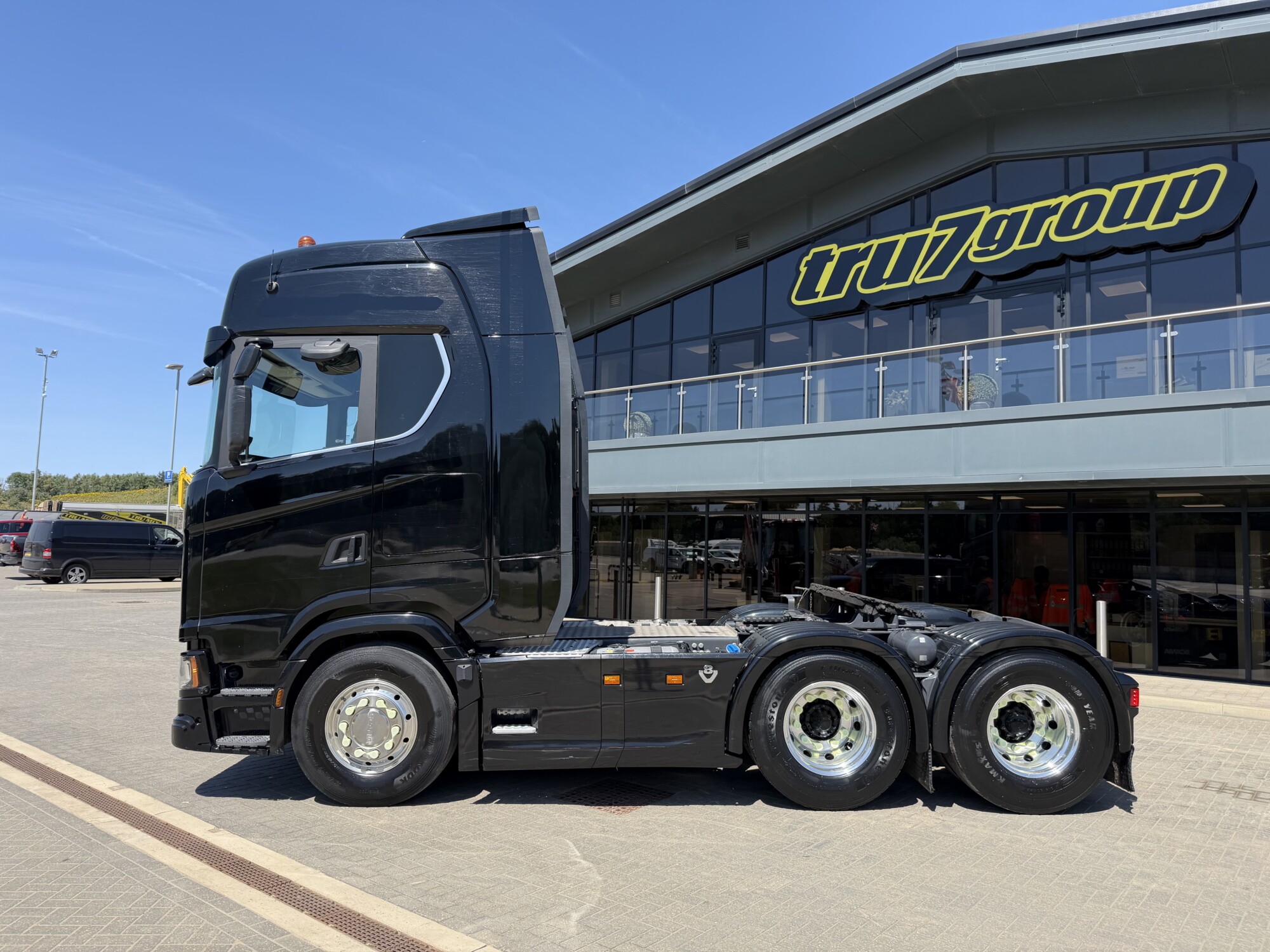 2024 '24 SCANIA 660S V8 TWIN AXLE TAG UNIT - Image 4