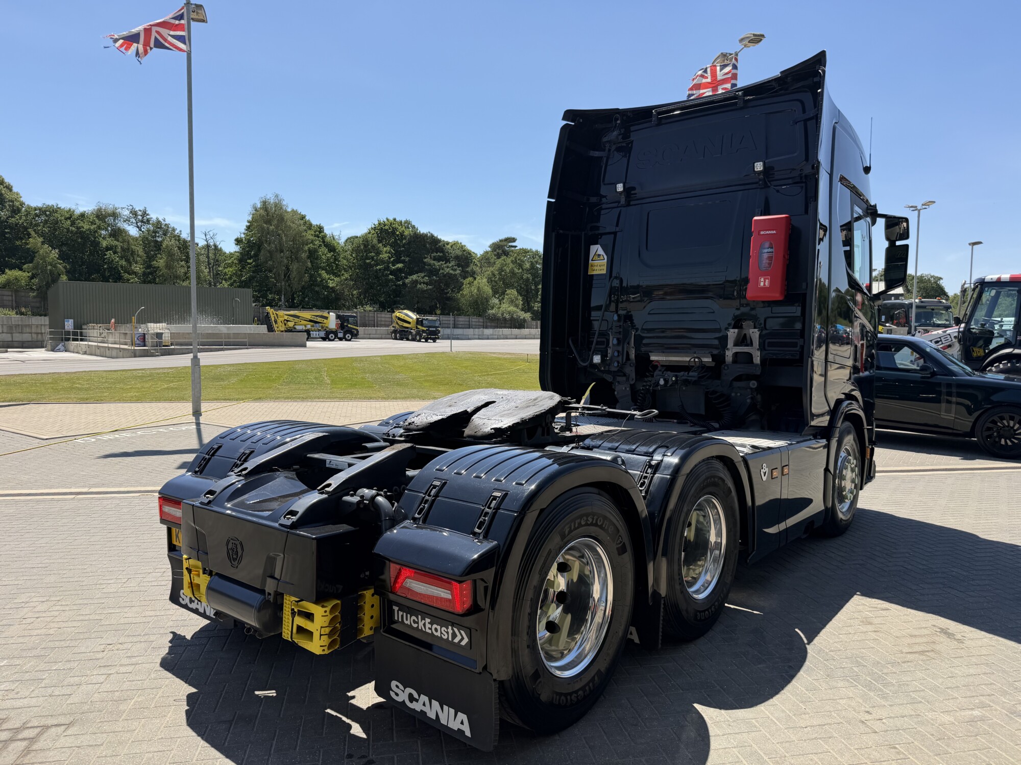 2024 '24 SCANIA 660S V8 TWIN AXLE TAG UNIT - Image 7