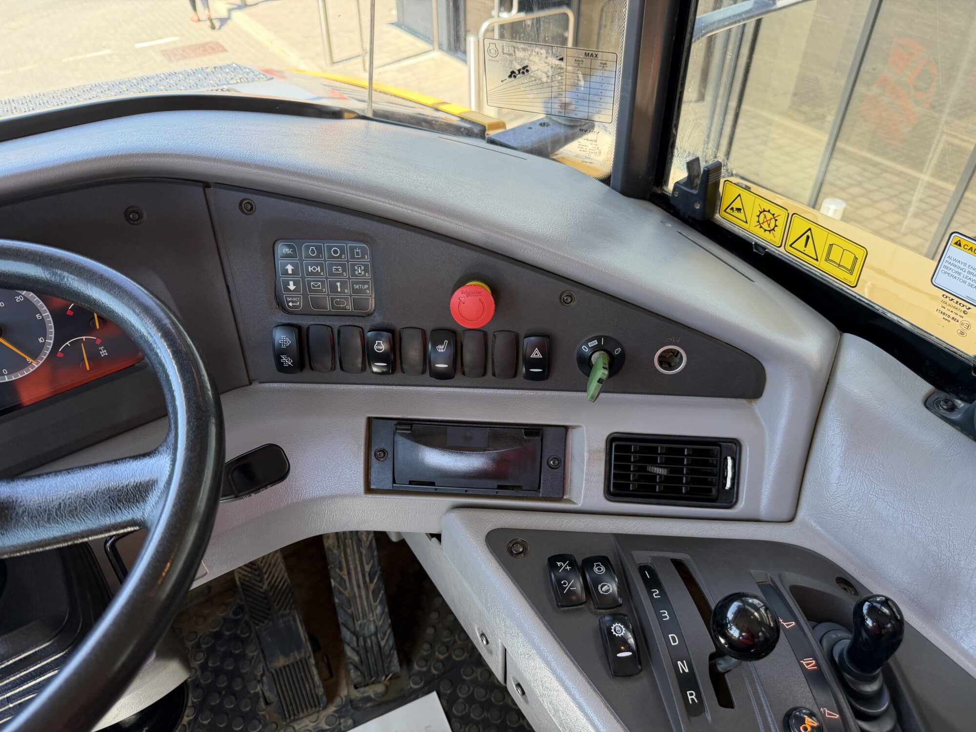 TRU2308 - 2022 VOLVO A30G ADT - Image 13
