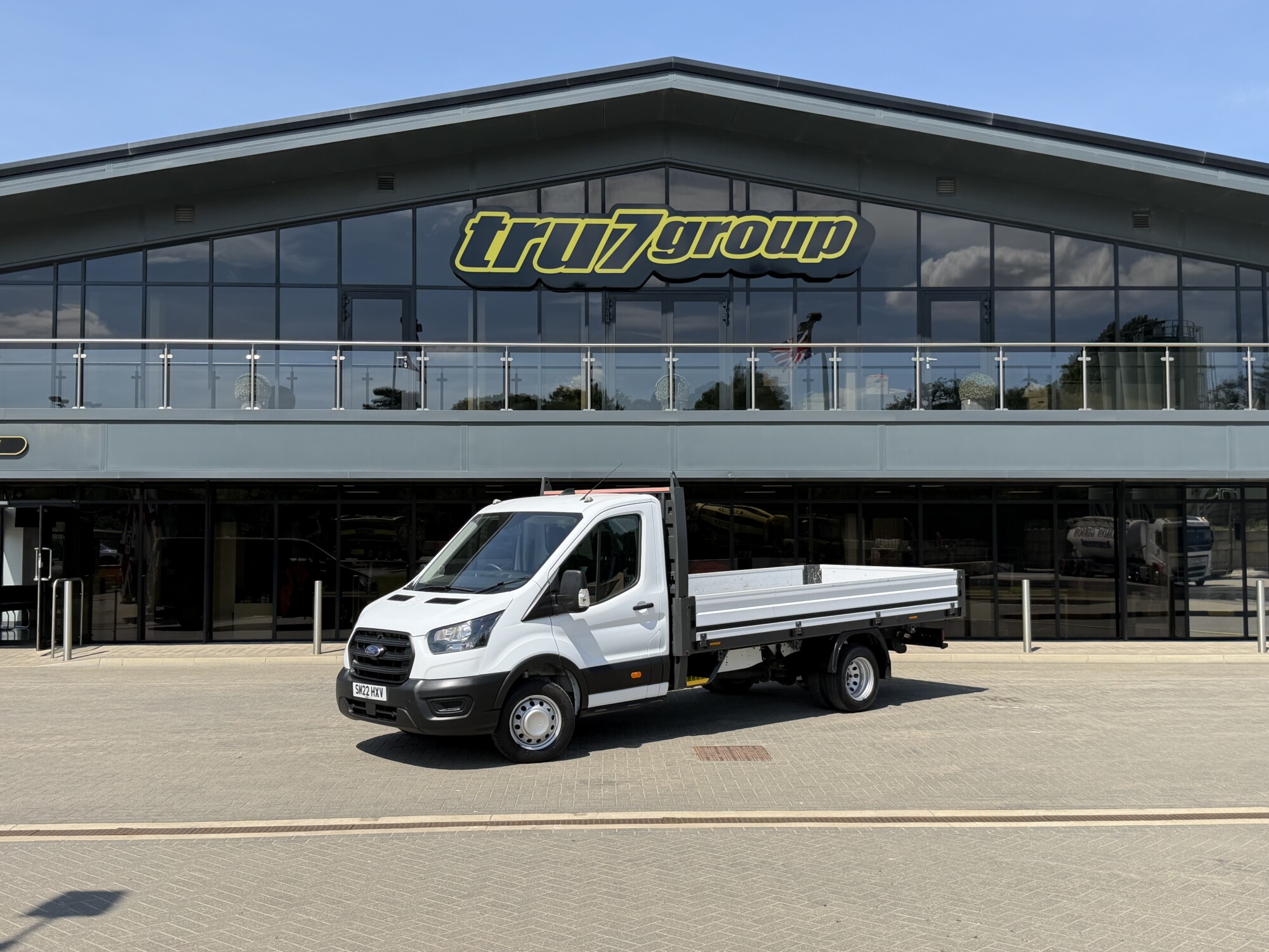 2022 '22 FORD TRANSIT 2.0 350 ECOBLUE HD LEADER CHASSIS CAB 2DR DIESEL MANUAL RWD L4 EURO 6 (DROPSIDE) 130 PS