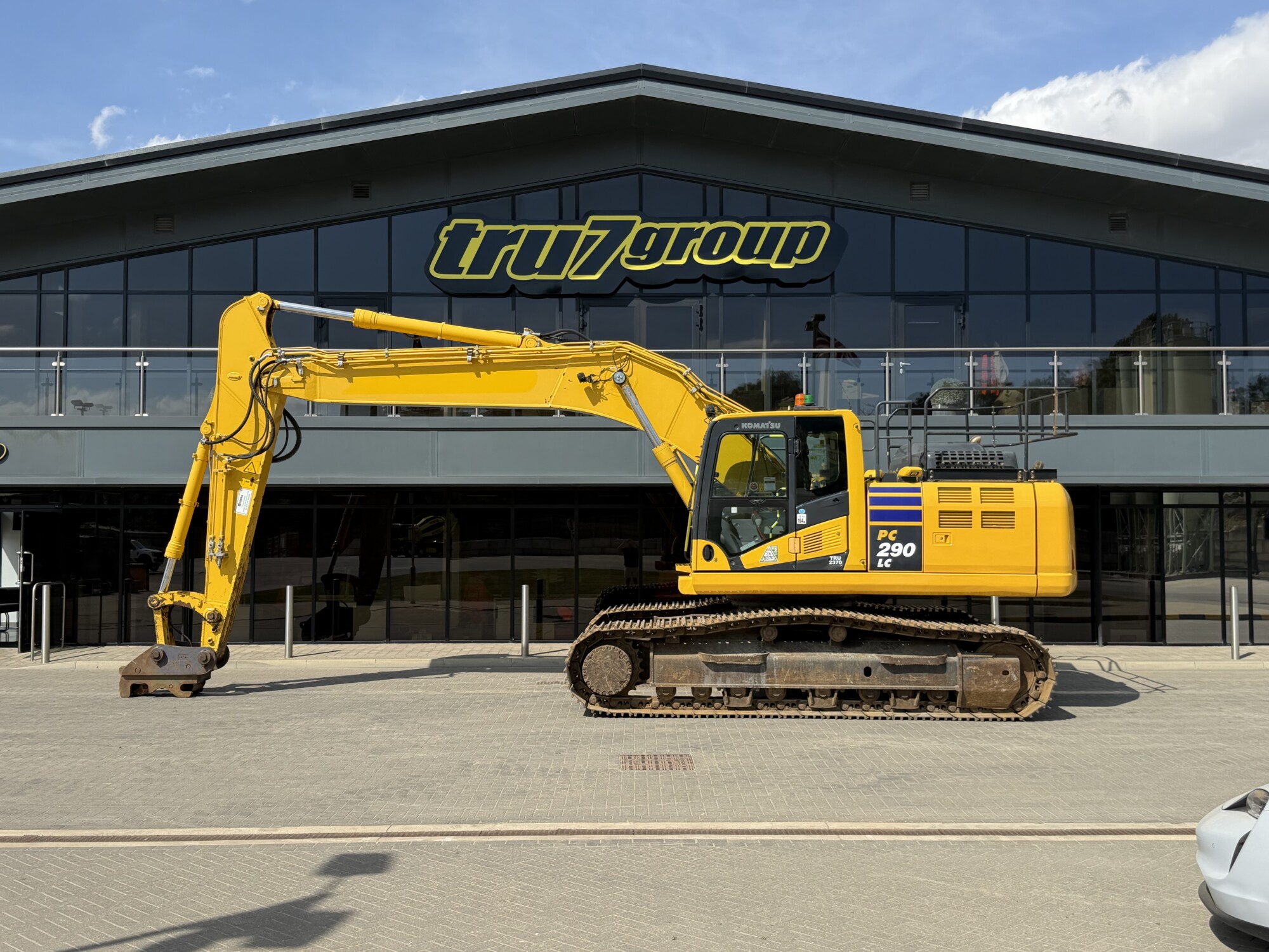 TRU2370 - 2022, KOMATSU PC290LC CRAWLER EXCAVATOR