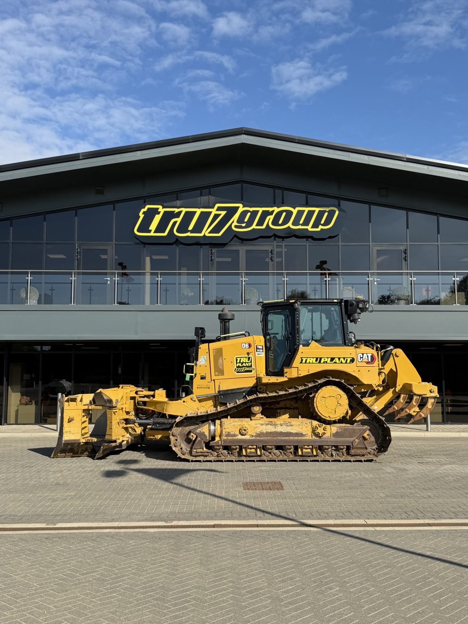 TRU3139 - 2024, CAT D6 DOZER - Image 2