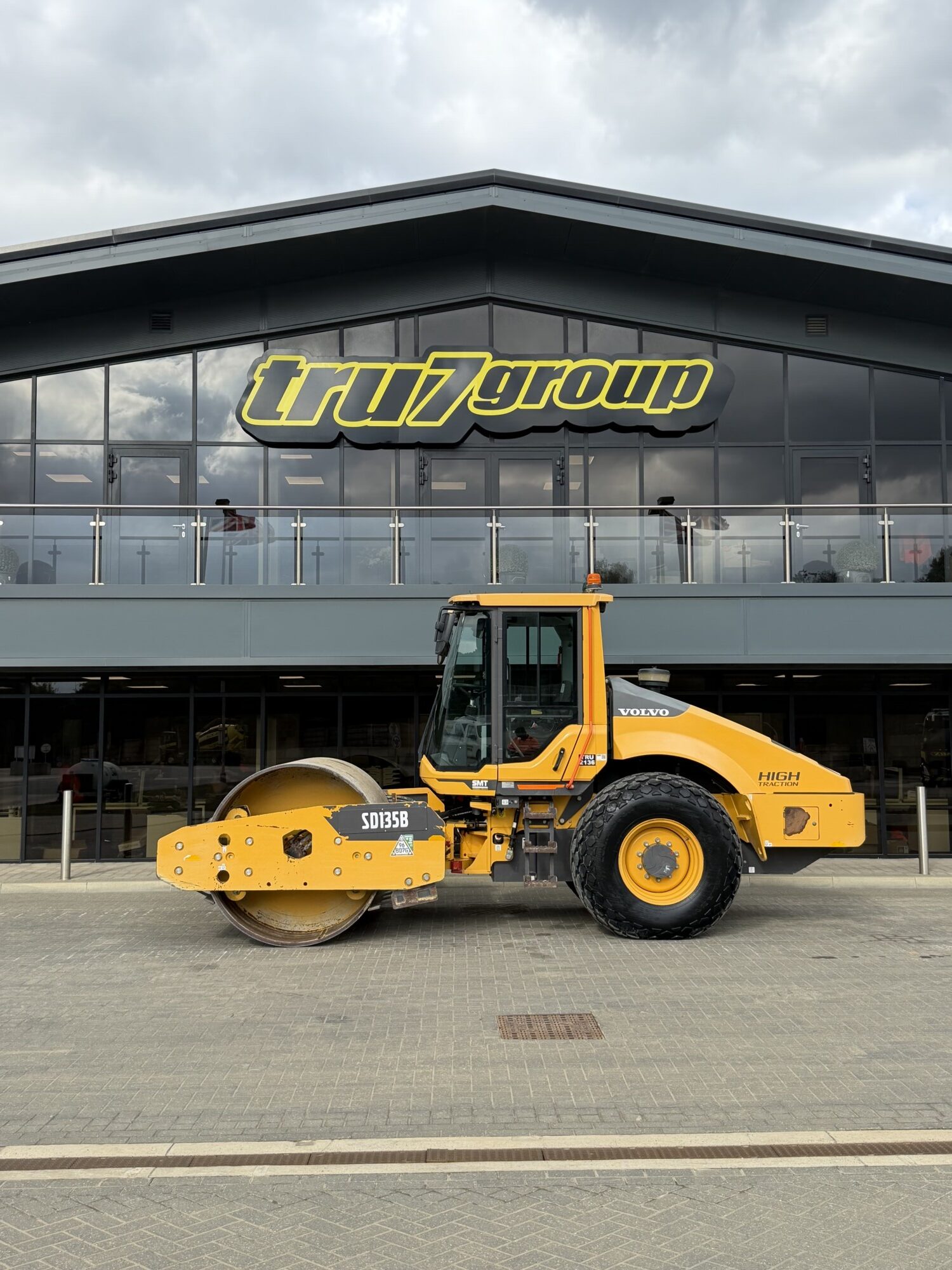 TRU2136 - FEB 2022, VOLVO SD135B HIGH TRACTION SOIL COMPACTOR - Image 2