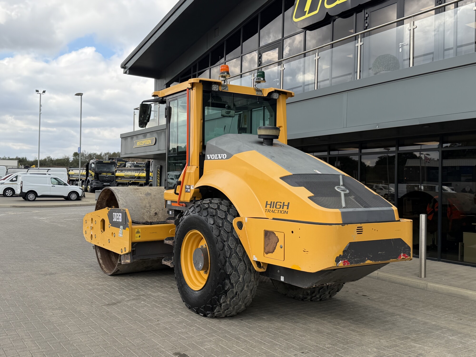 TRU2136 - FEB 2022, VOLVO SD135B HIGH TRACTION SOIL COMPACTOR - Image 5