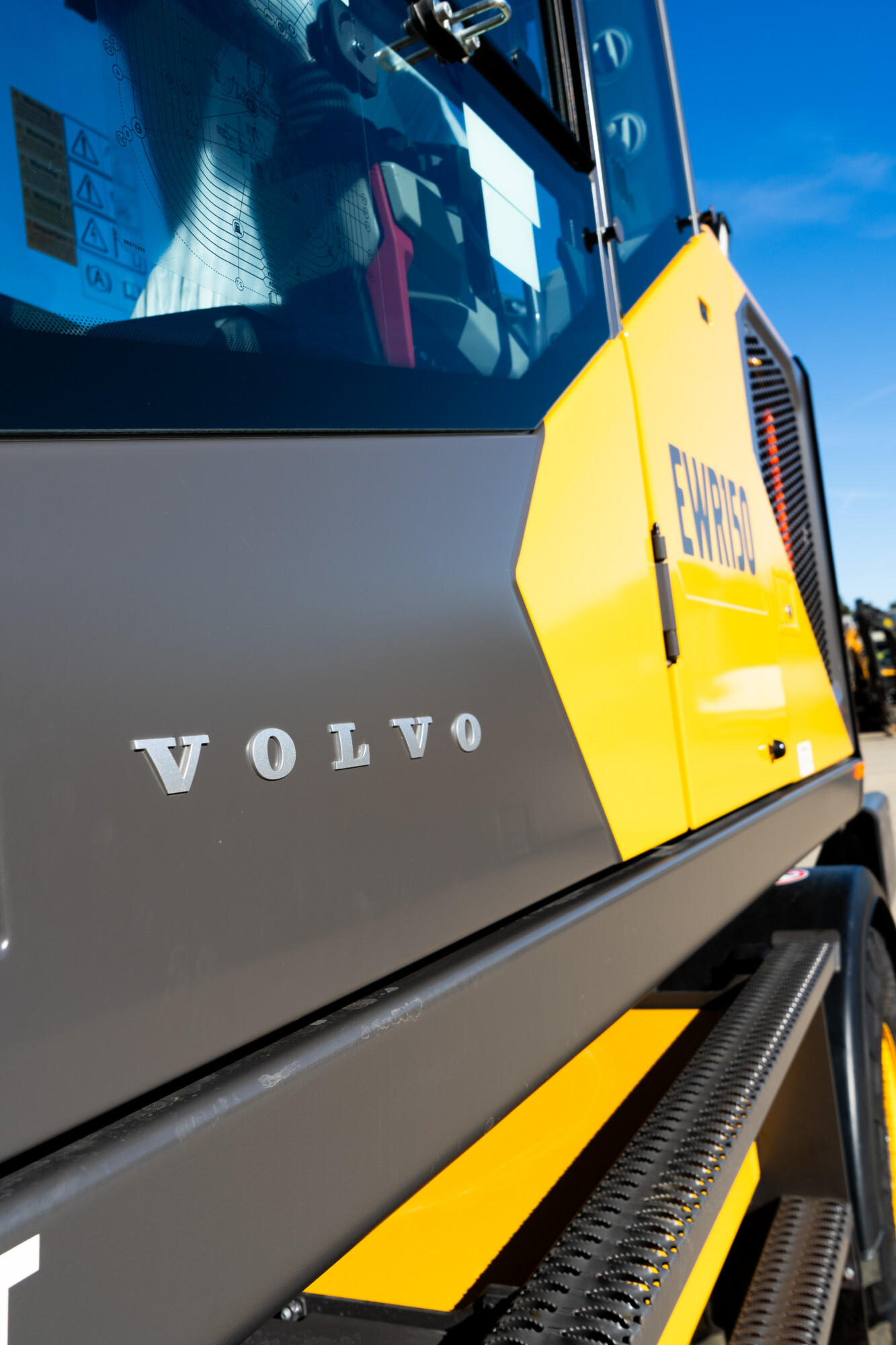 Tru7 Volvo EWR150