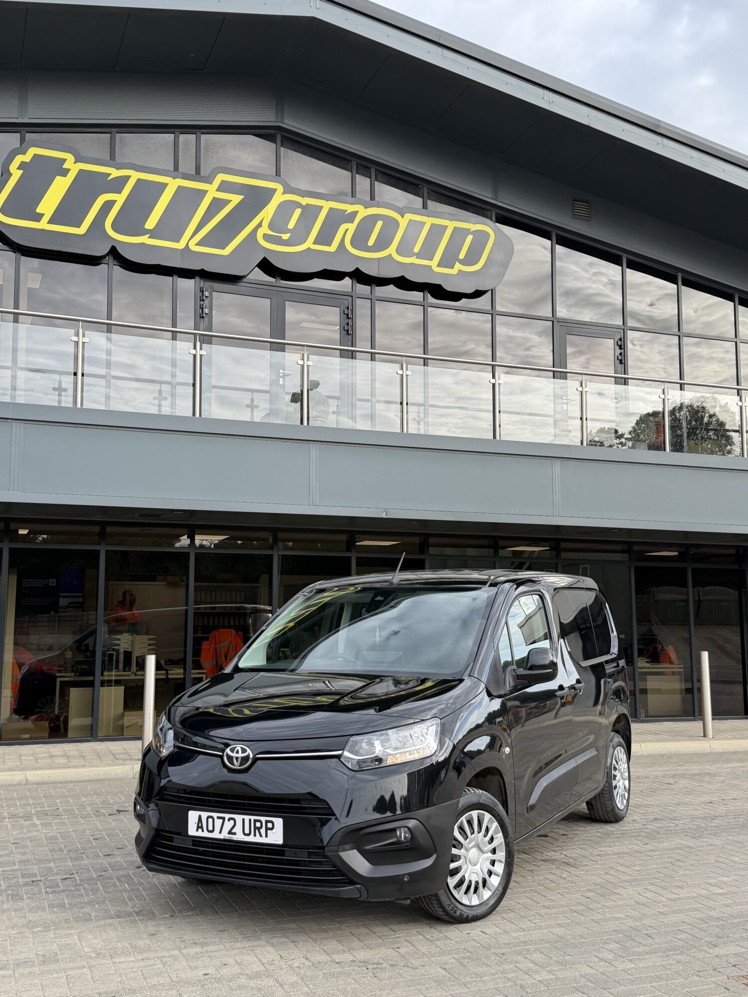 2022 '72 TOTOTA PROACE CITY 1.5 BLUEHDI ICON SHORT PANEL VAN 5DR DIESEL MANUAL SWB EURO 6 (100 BHP) - Image 2