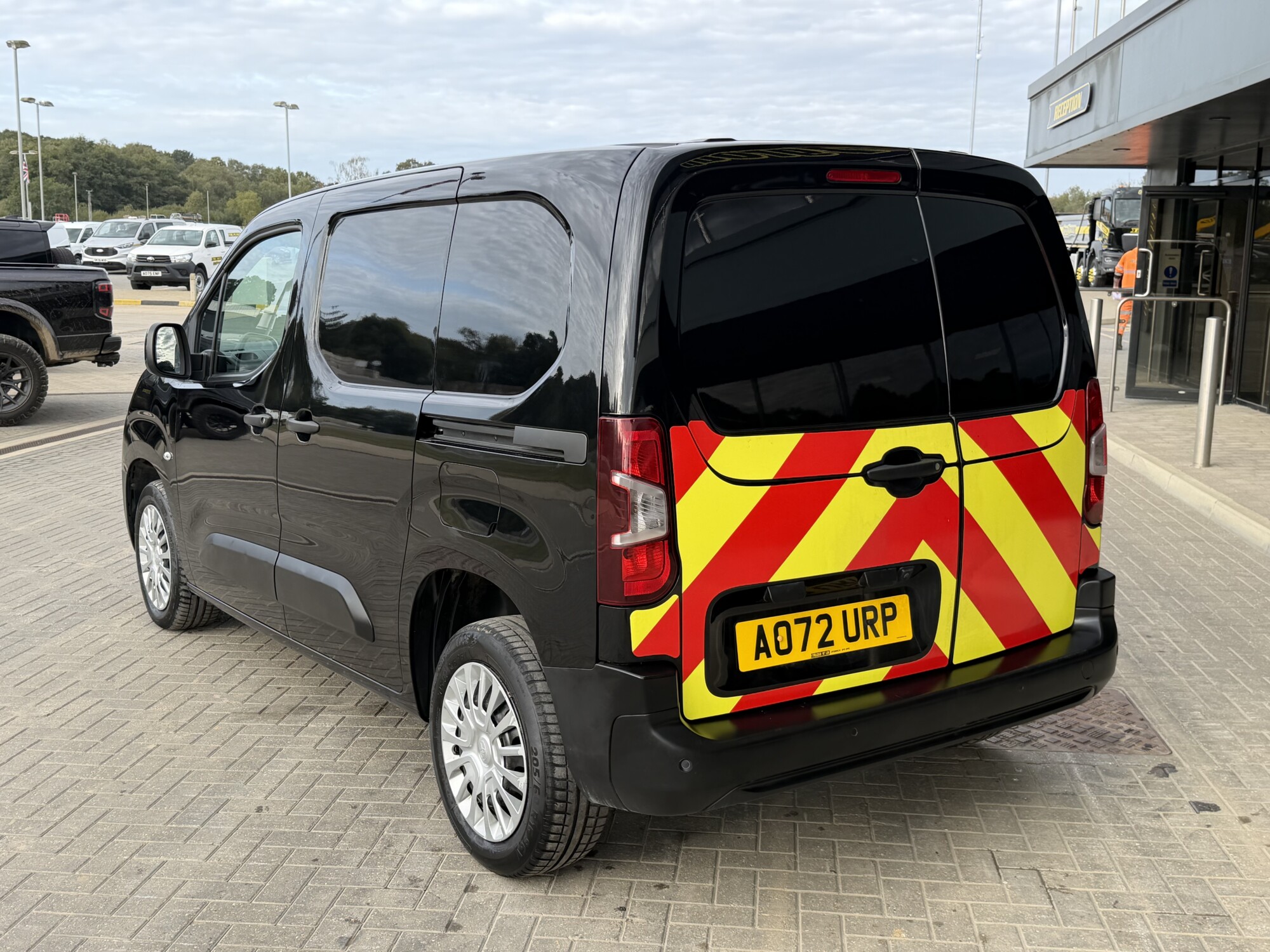 2022 '72 TOTOTA PROACE CITY 1.5 BLUEHDI ICON SHORT PANEL VAN 5DR DIESEL MANUAL SWB EURO 6 (100 BHP) - Image 5