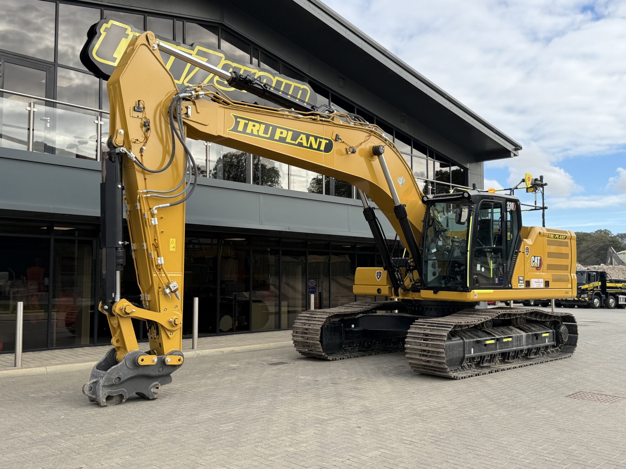 TRU3848 - 2026, CAT 330 EXCAVATOR - Image 3