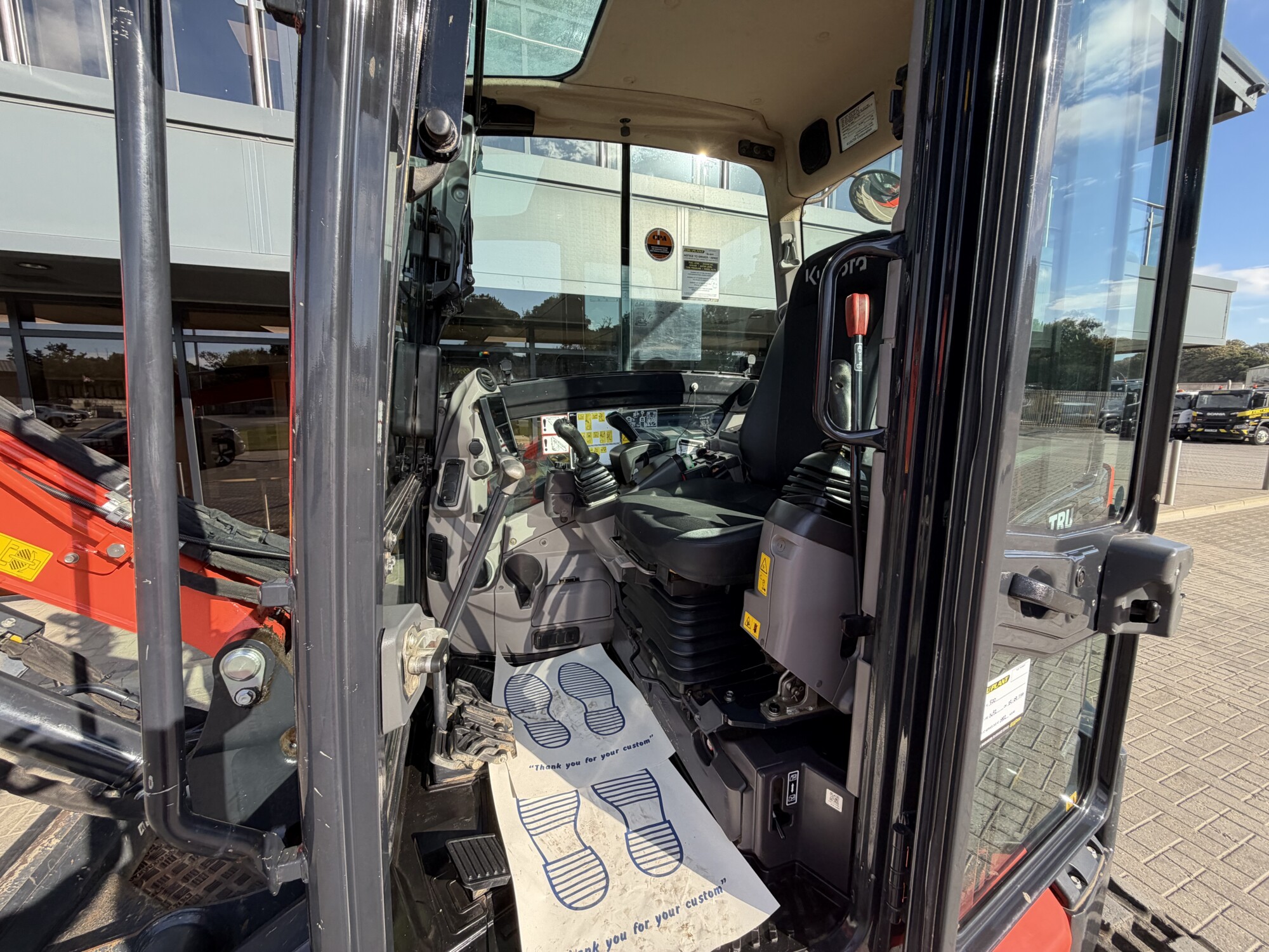 TRU2817 - 2023, KUBOTA U56-5 COMPACT EXCAVATOR - Image 9