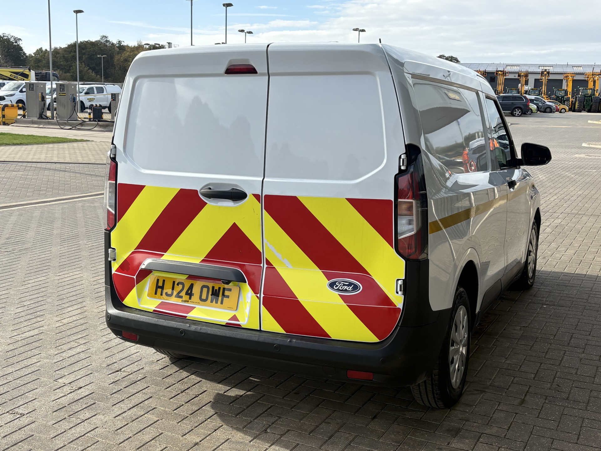 2024 '24 FORD TRANSIT COURIER TREND 1.5 DIESEL EURO 6 VAN - Image 7